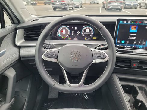 New 2026 Volkswagen Tiguan S AWD/4WD image 16