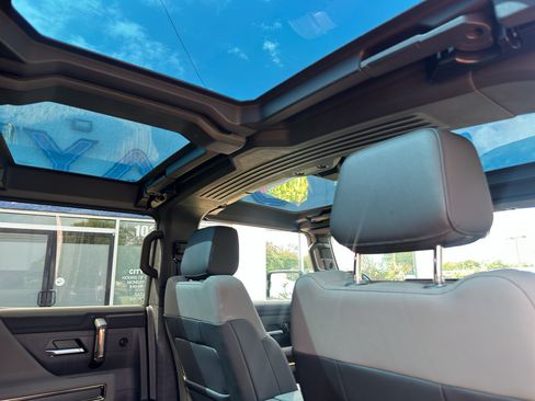 Used 2024 GMC Hummer EV 3X AWD/4WD image 15