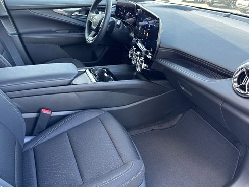 New 2025 Chevrolet Blazer EV LT image 16