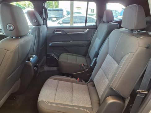 Used 2026 GMC Acadia Elevation FWD image 11