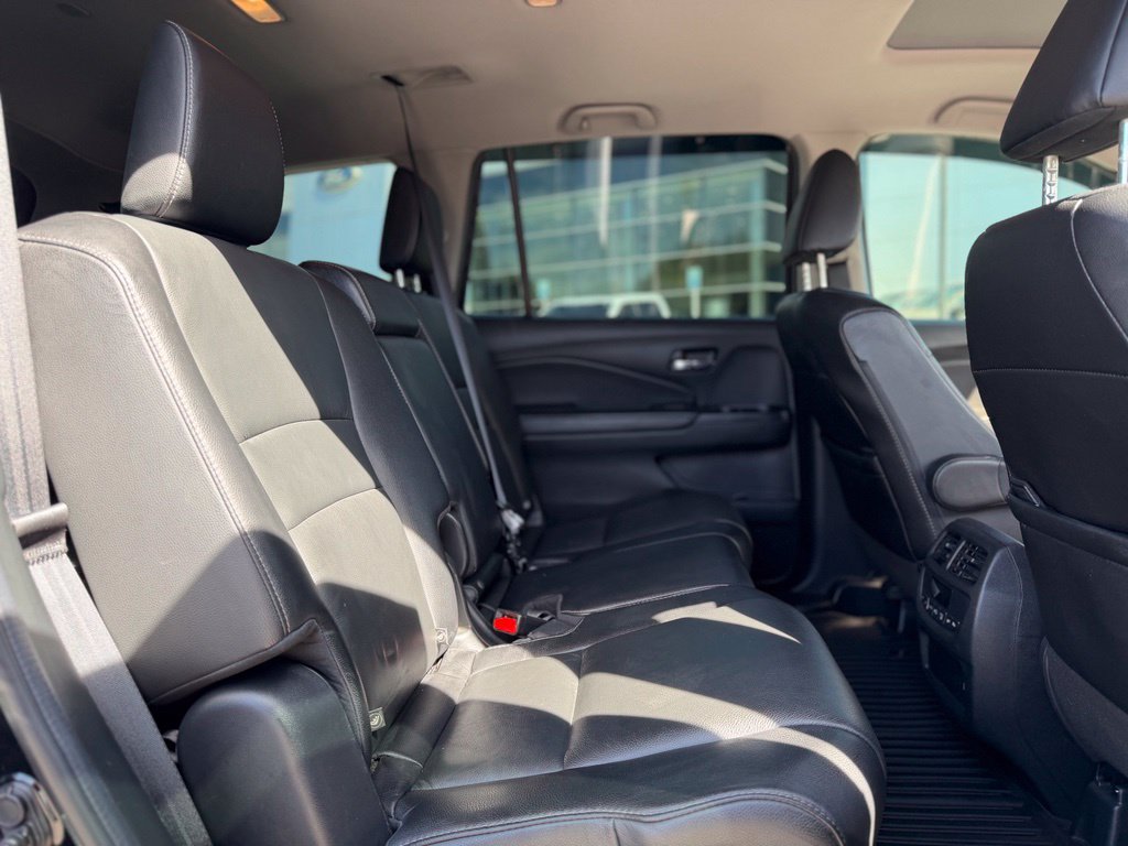 Used 2021 Honda Pilot Special Edition image 11