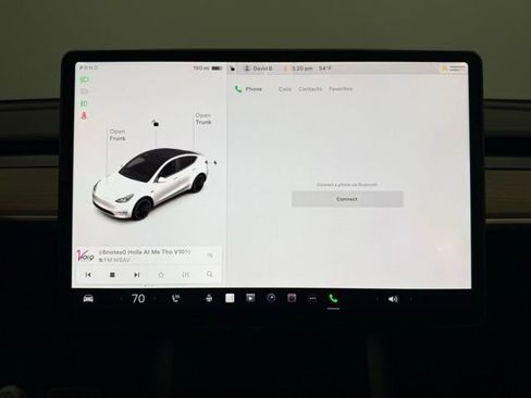 Used 2022 Tesla Model Y Performance image 23