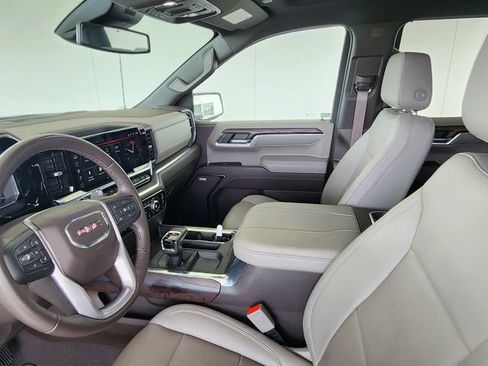 Used 2023 GMC Sierra 1500 SLT w/ SLT Premium Package AWD/4WD image 15