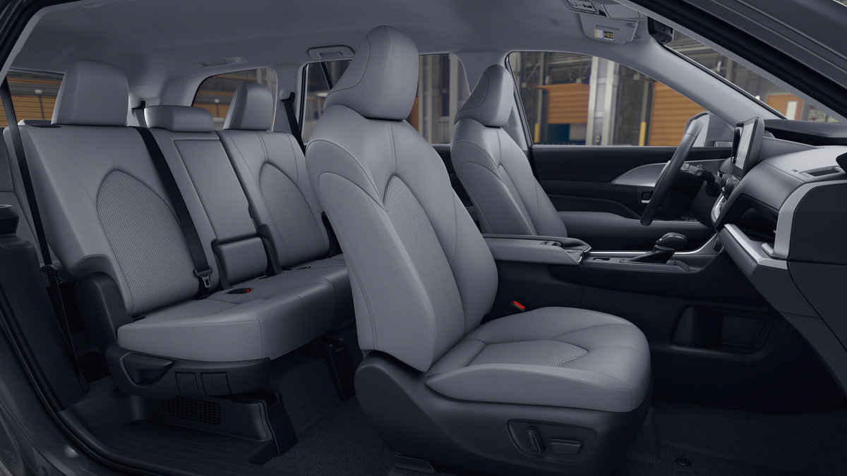 New 2026 Toyota Grand Highlander XLE FWD image 20