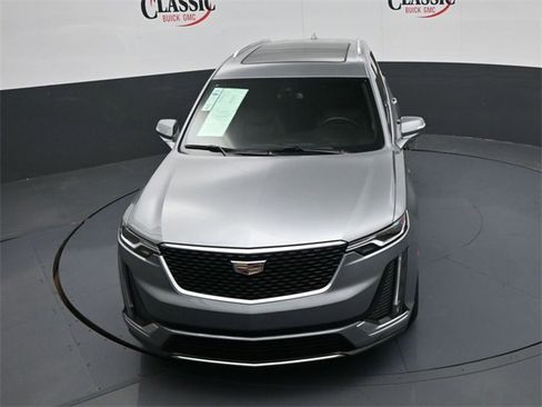 Used 2025 Cadillac XT6 Premium Luxury image 20