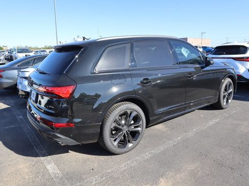 Used 2026 Audi Q7 3.0T Premium Plus w/ Premium Plus Package AWD/4WD image 4