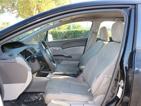 Used 2012 Honda Civic LX image 5