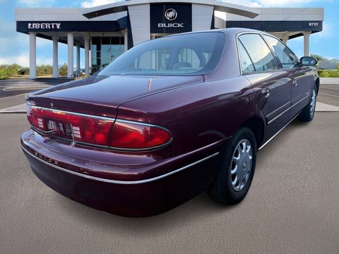 Used 2001 Buick Century Custom w/ Premium Pkg image 2