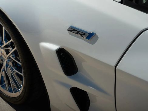 Used 2010 Chevrolet Corvette ZR1 w/ Preferred Equipment Group RWD image 56