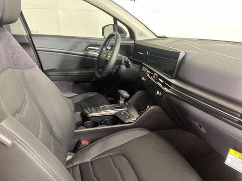 New 2026 Kia Sportage SX image 14