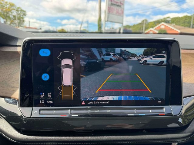 Certified 2026 Volkswagen Atlas SE w/ Panoramic Sunroof Package AWD/4WD image 28