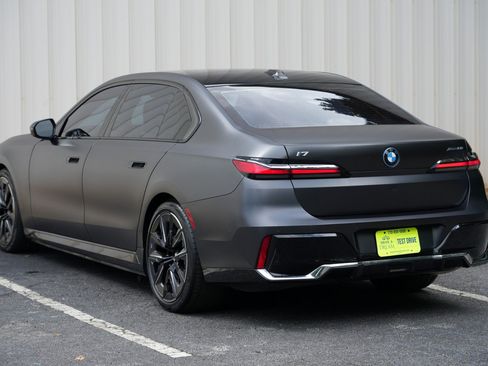 Used 2023 BMW i7 xDrive60 AWD/4WD image 61