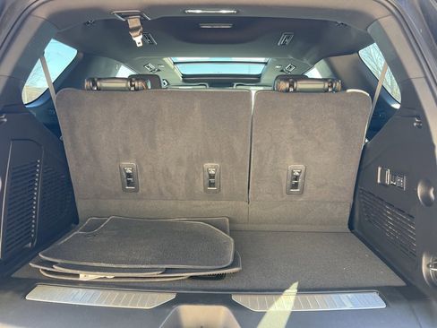 Used 2025 GMC Yukon AT4 image 28