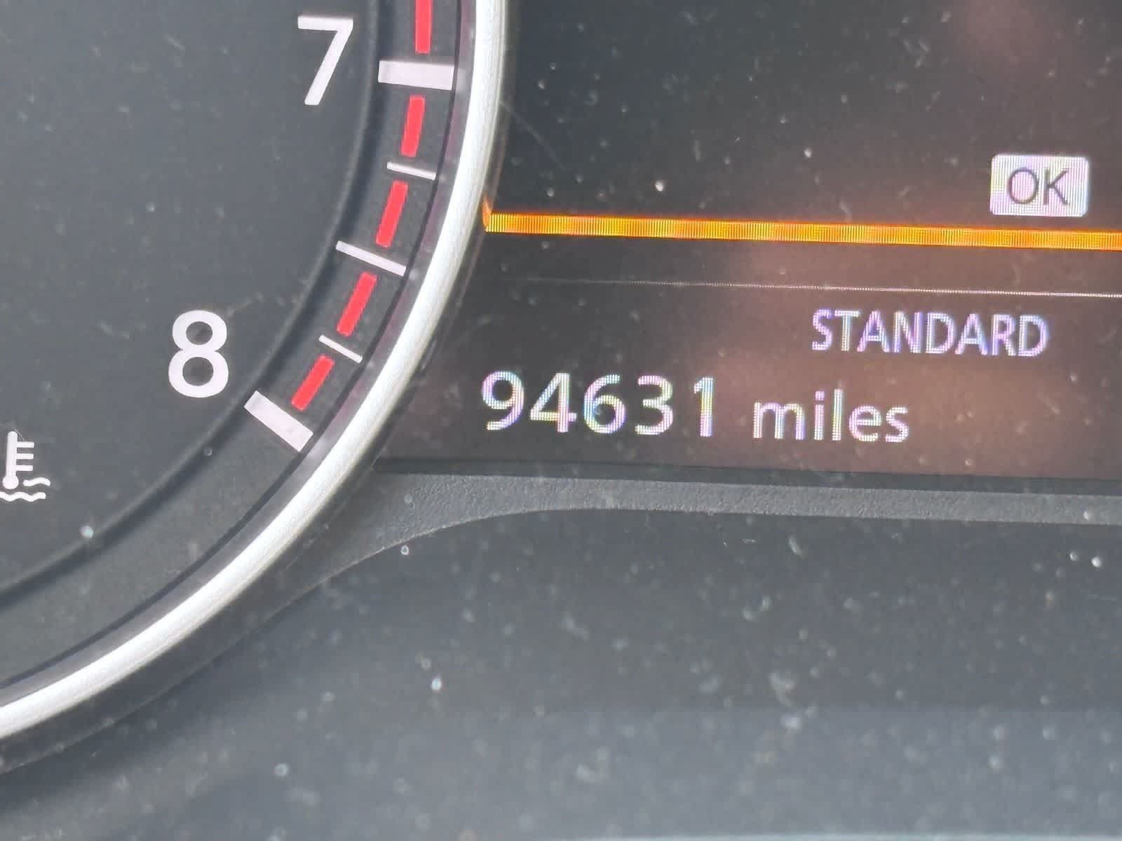 Used 2022 Nissan Pathfinder SV FWD image 29