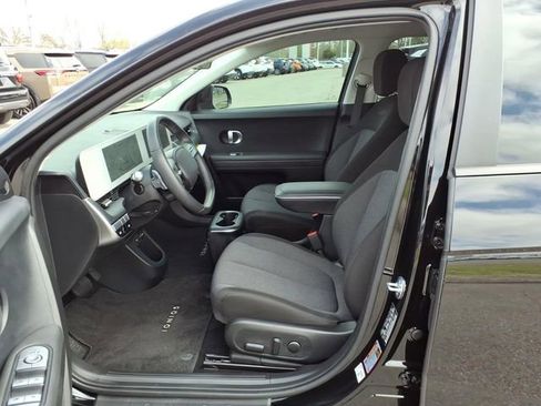 Used 2023 Hyundai Ioniq 5 SE image 4