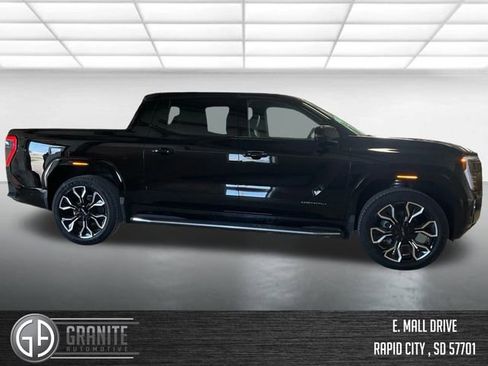New 2025 GMC Sierra EV Denali image 4