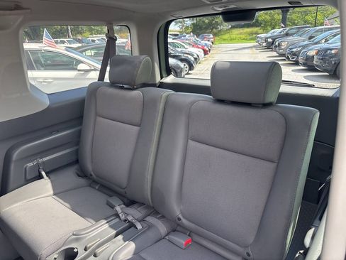 Used 2004 Honda Element EX image 12