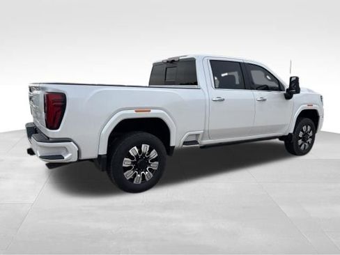 Certified 2024 GMC Sierra 2500 Denali w/ Denali Reserve Package AWD/4WD image 5