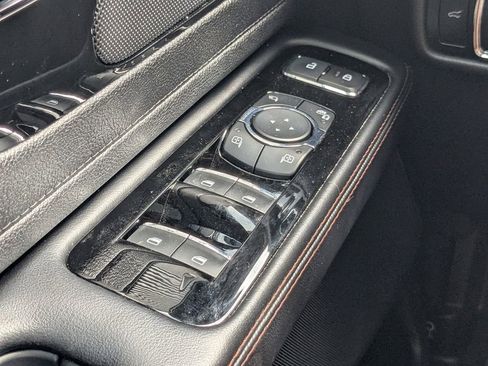 Used 2023 Lincoln Aviator Reserve image 28