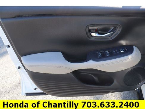 Certified 2025 Honda HR-V EX-L image 23