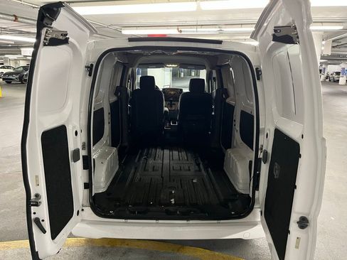 Used 2015 Chevrolet City Express LS w/ Appearance Package image 27