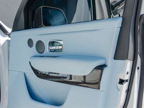 Used 2024 Rolls-Royce Cullinan Black Badge image 83