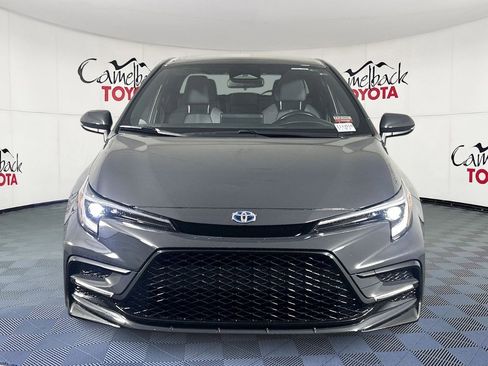 Used 2024 Toyota Corolla SE image 2