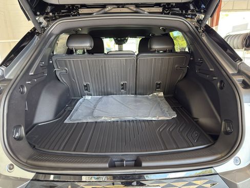 New 2026 Chevrolet Equinox EV RS FWD image 28