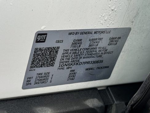 Used 2023 Chevrolet Suburban Premier image 24