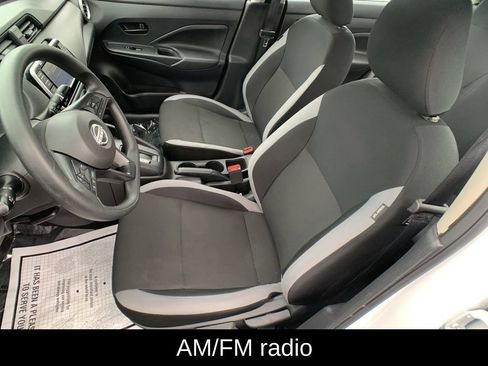 Used 2025 Nissan Versa S FWD image 13