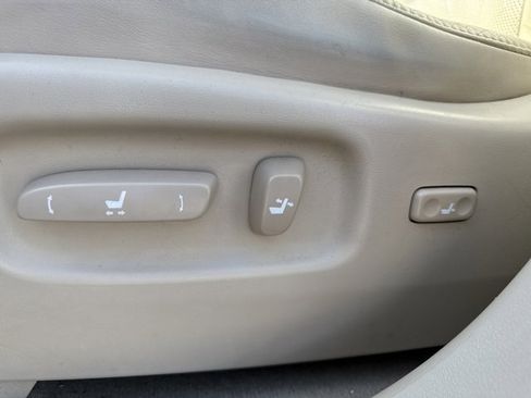 Used 2011 Lexus RX 350 2WD image 14