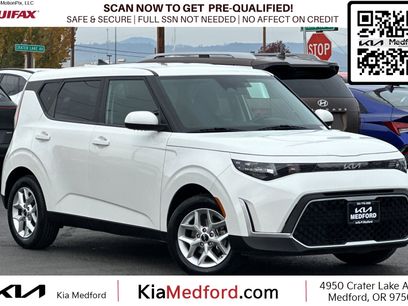 Used 2023 Kia Soul LX w/ LX Technology Package
