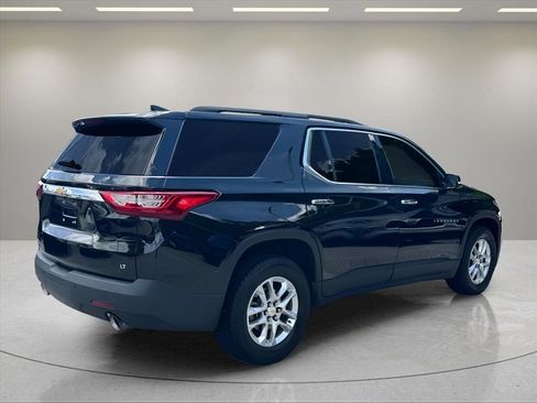 Used 2019 Chevrolet Traverse LT FWD image 5