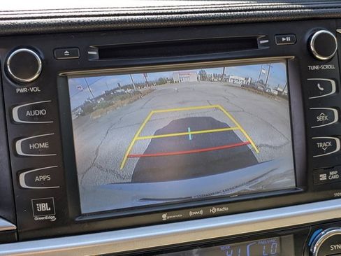 Used 2016 Toyota Highlander Limited image 22