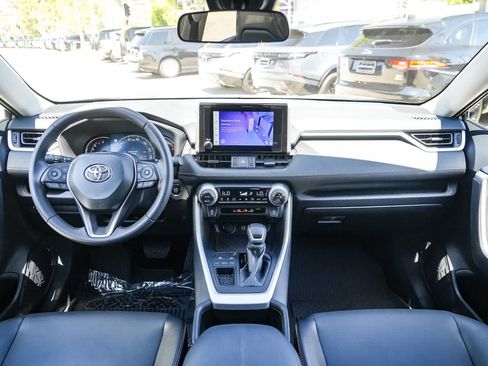 Used 2025 Toyota RAV4 XLE Premium FWD image 12