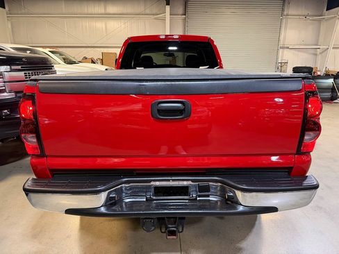 Used 2006 Chevrolet Silverado 2500 LT w/ Heavy-Duty Power Package AWD/4WD image 32
