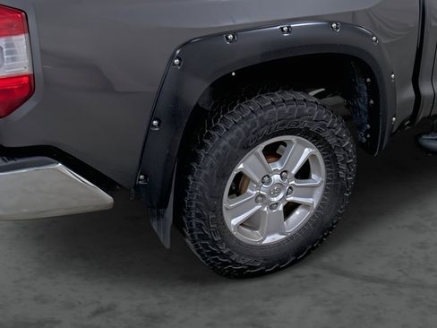 Used 2015 Toyota Tundra SR5 image 12