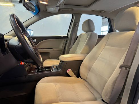 Used 2009 Ford Taurus SEL image 14