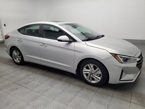 Used 2019 Hyundai Elantra Value Edition FWD image 11