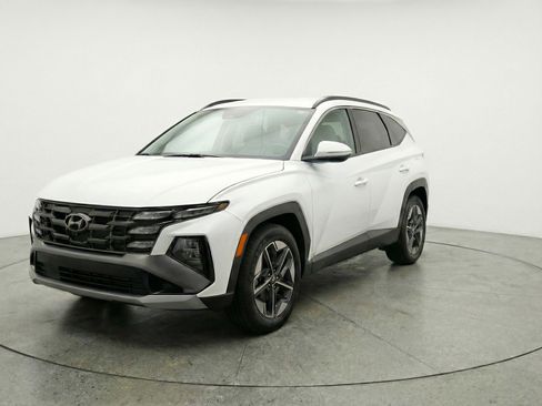 Used 2025 Hyundai Tucson SEL image 3