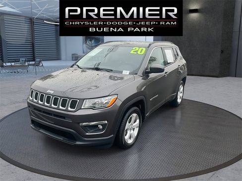 Certified 2020 Jeep Compass Latitude image 4