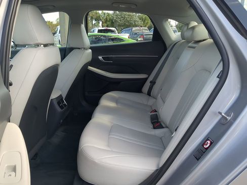 Used 2023 Hyundai Sonata Limited image 14
