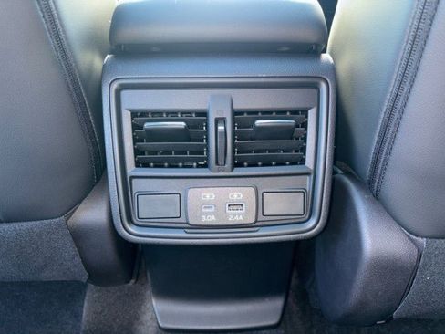 Certified 2026 Subaru Forester Premium AWD/4WD image 32