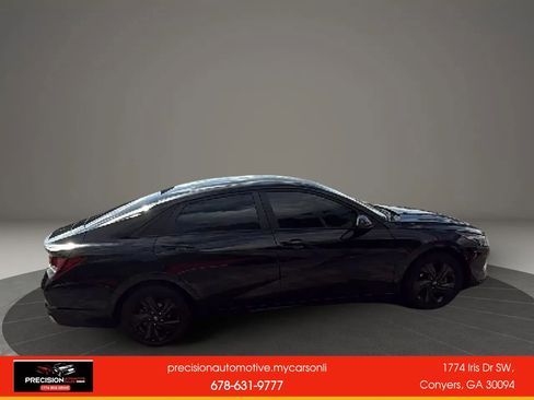 Used 2023 Hyundai Elantra SEL w/ Cargo Package FWD image 7