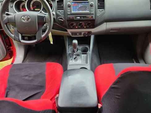 Used 2013 Toyota Tacoma 4x4 Regular Cab image 12