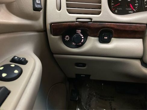 Used 2005 Chevrolet Impala LS w/ Preferred Equipment Group image 22