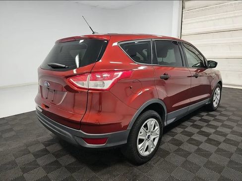 Used 2015 Ford Escape S FWD image 2