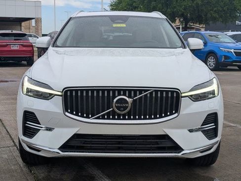 Used 2023 Volvo XC60 T8 Ultimate w/ Climate Package image 6