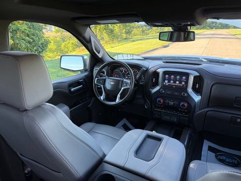 Used 2021 Chevrolet Silverado 1500 LTZ w/ LTZ Premium Package AWD/4WD image 19