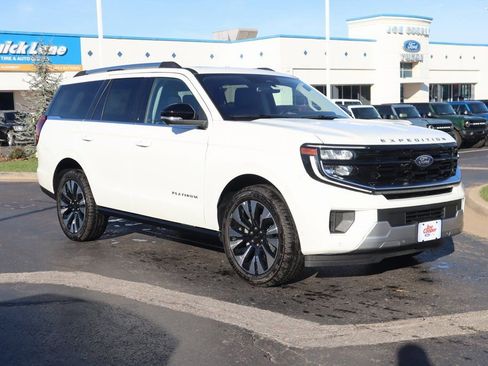 New 2025 Ford Expedition Platinum w/ Driver's Package image 1